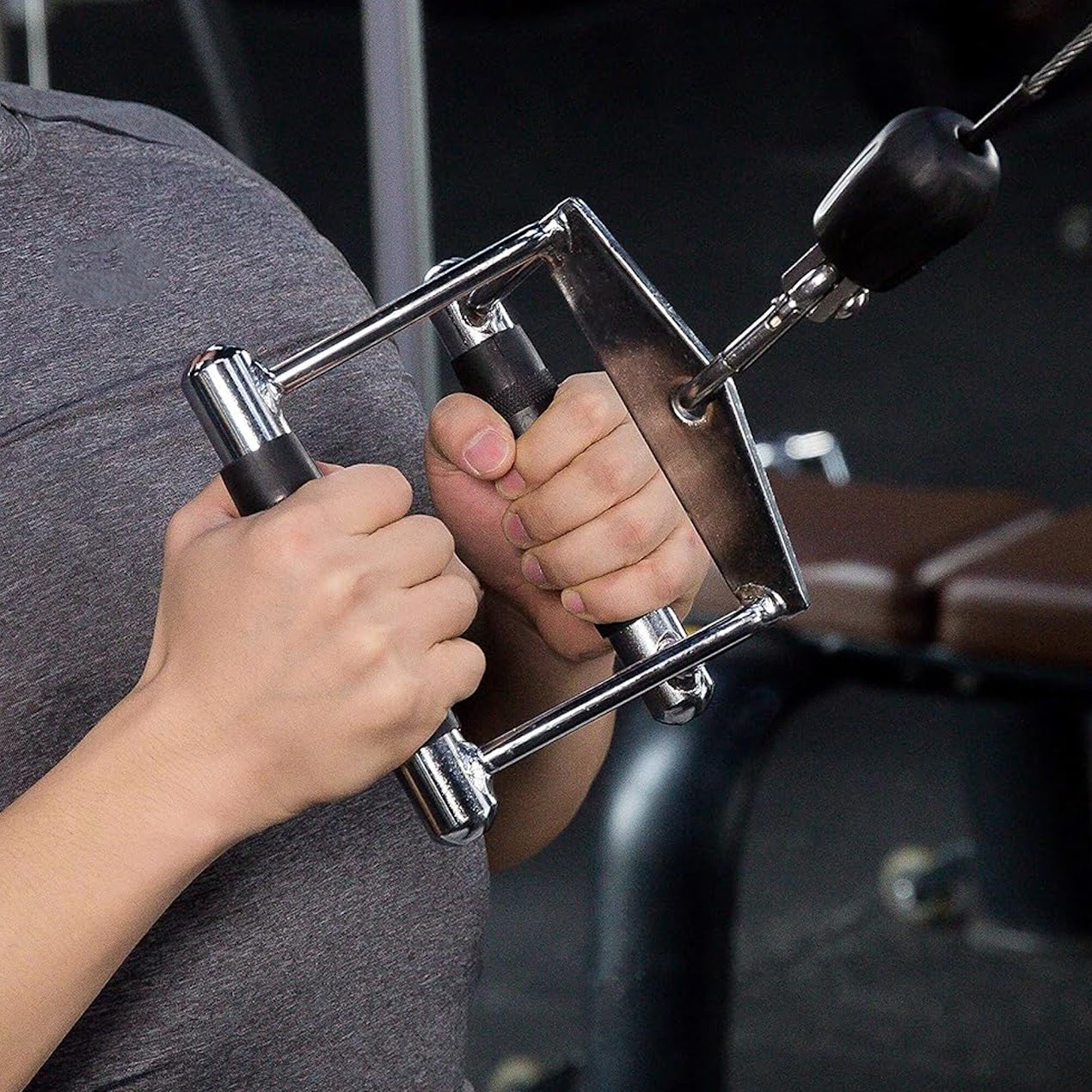 Upgrade Your Strength Game with Multi-Grip Cable Attachments – Precision Tools for Targeted Muscle Training & Full-Body Gym Workouts